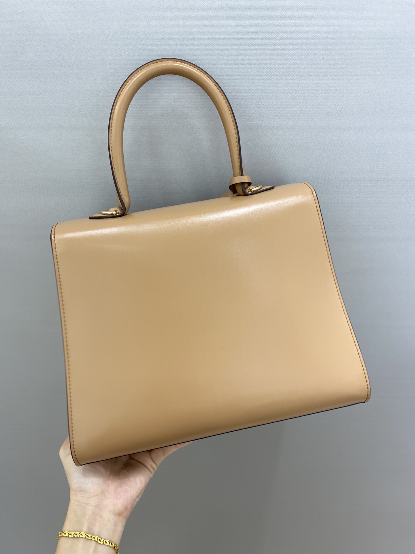 델보 브리앙 박스백 미듐